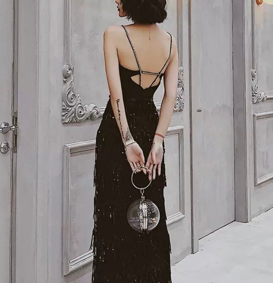 キャミソール バックオープン