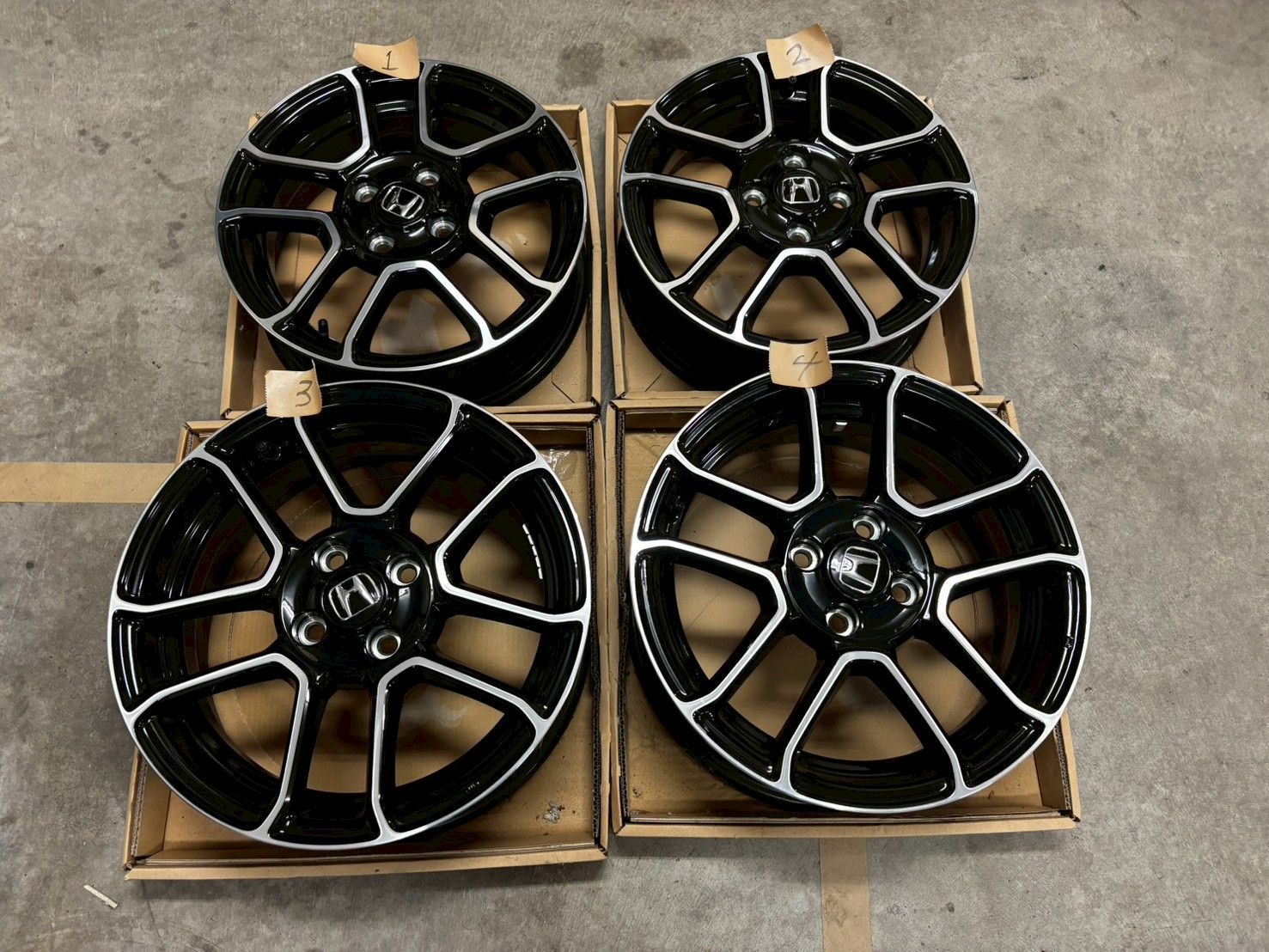 ホンダ S 660 JW 5 アルファ アルミホイール 前後異形サイズ 15インチ2本 16インチ2本 ４本セット み