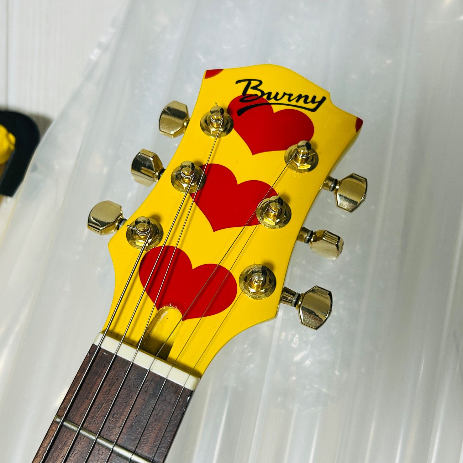 BURNY YH-JR hideモデル アンプ内蔵 モッキンバード ギター 希少 BURNY YH-JR hideモデル アンプ内蔵 モッキンバード ギター