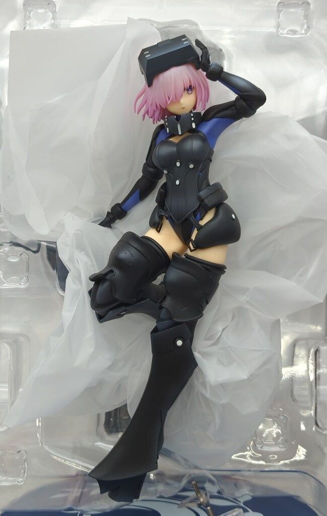 卸売 キューズQ シールダー/マシュ・キリエライト[オルテナウス