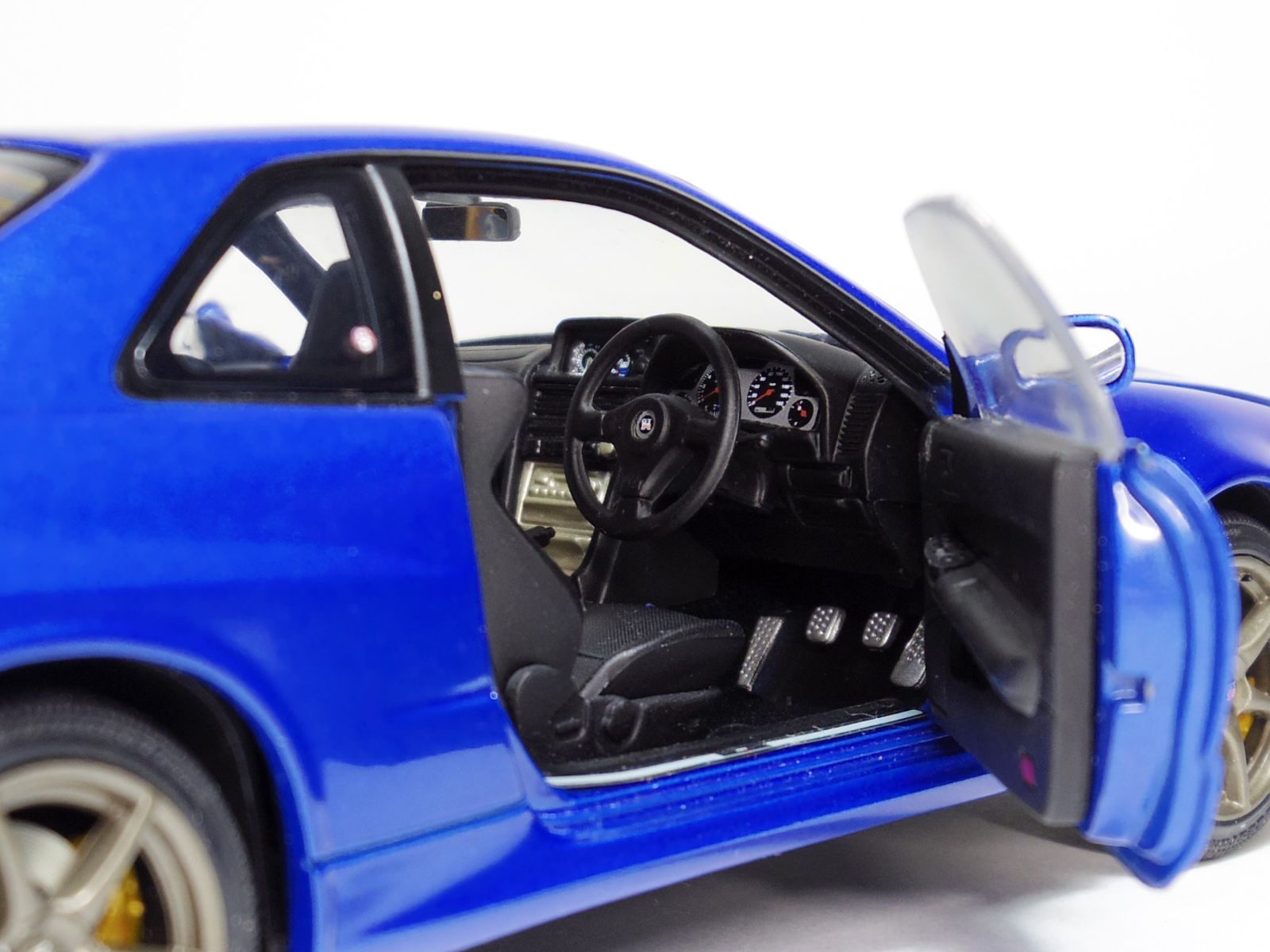 EBBRO エブロ 1/24 Premium Collection 日産 スカイライン NISSAN