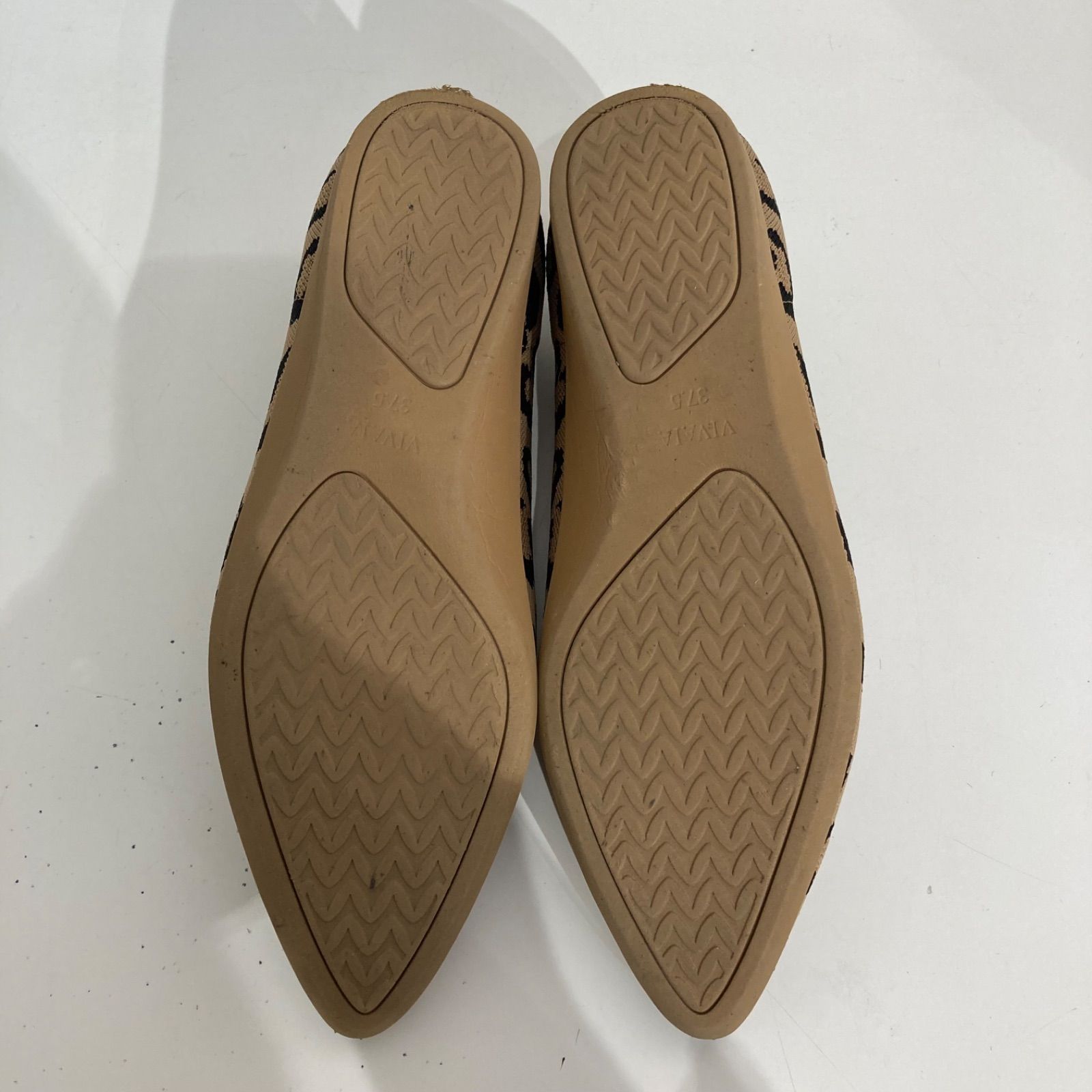 ViVaia ヴィヴァイア ヒョウ柄 フラットパンプス ニット 軽量 サイズ