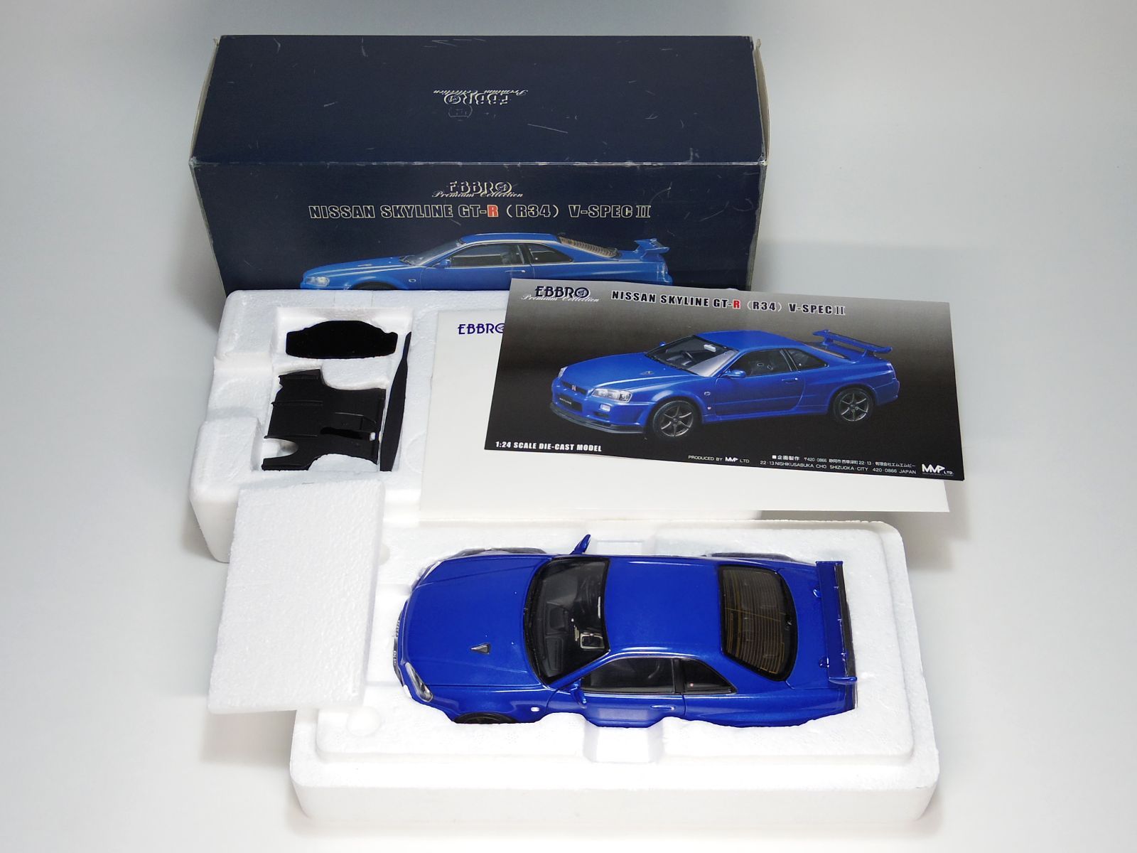 エブロ 日産 スカイライン GT-R (R34) V-SPECⅡ 1/24 ミニカー