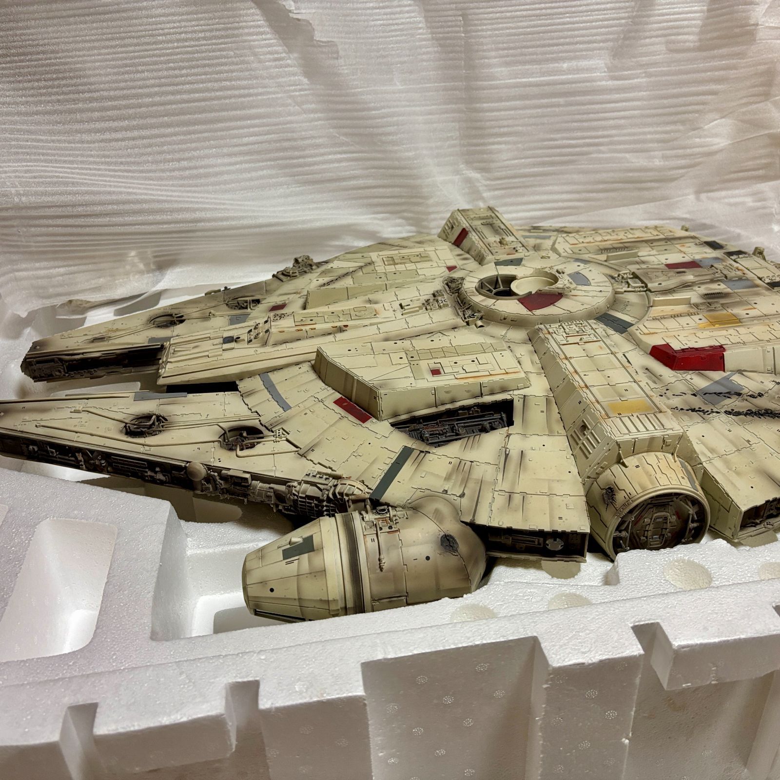 マスターレプリカ ミレニアムファルコン - メルカリ