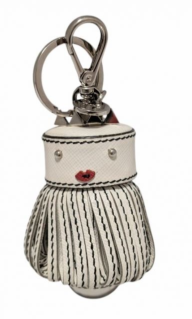 新品同様 プラダ キーリング キーチェーン ドール ロボット 型押し  