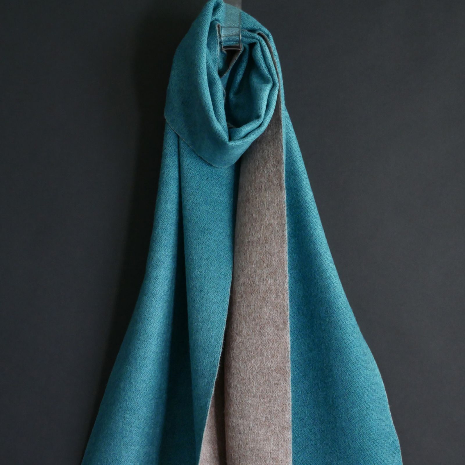 PIACENZA ピアチェンツァ　カシミア　マフラー PIACENZA（ピアチェンツァ）シルクカシミアダブルフェイスマフラー