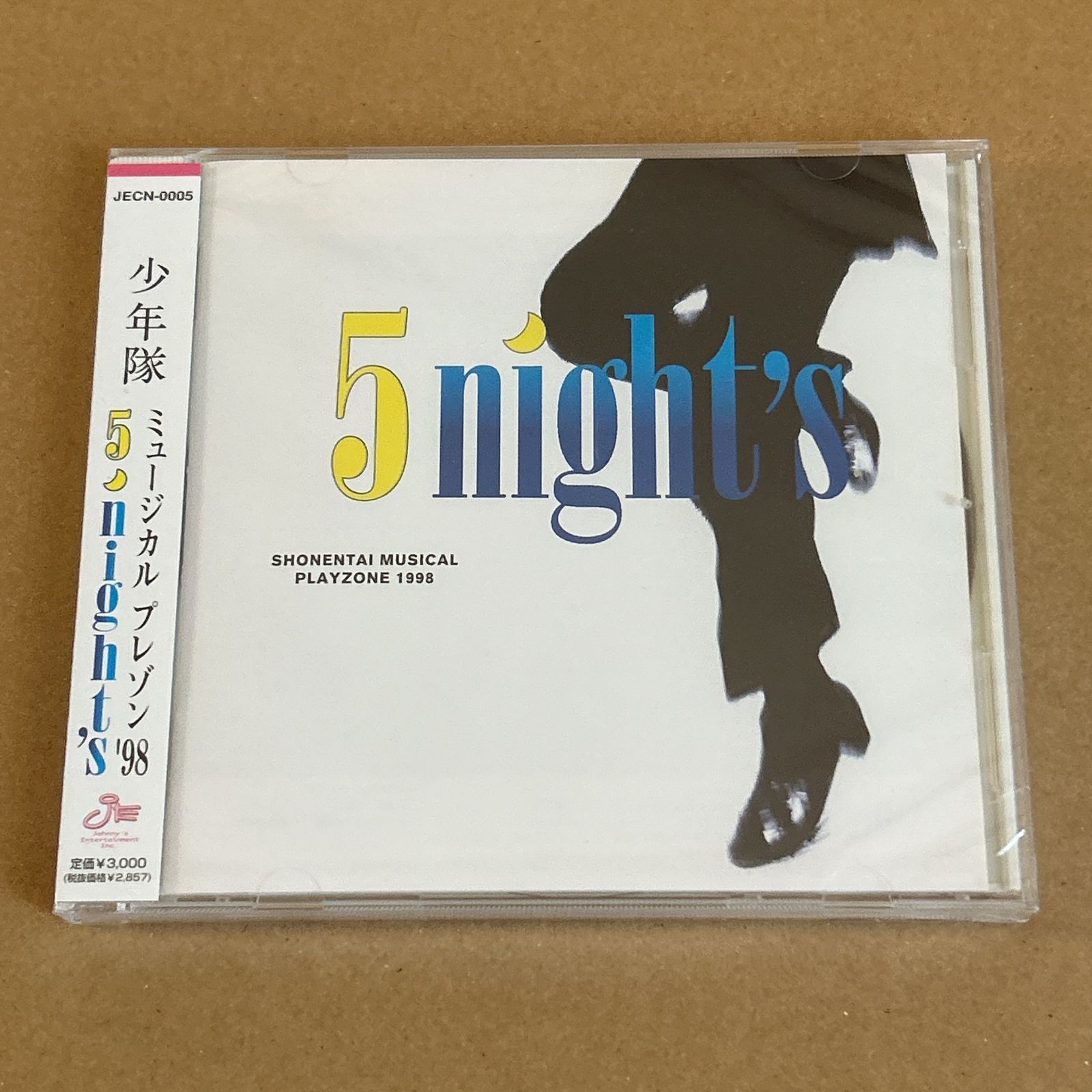 '98少年隊ミュージカルPLAYZON 「5night's」 VHSテープ 98少年隊ミュージカルPLAYZON 「5night's」 VHSテープ 【公式通販】