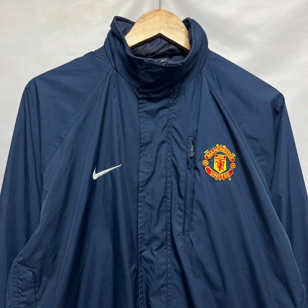 Nike Manchester United ウィンドブレーカー Lサイズ -545036_011_a.jpg