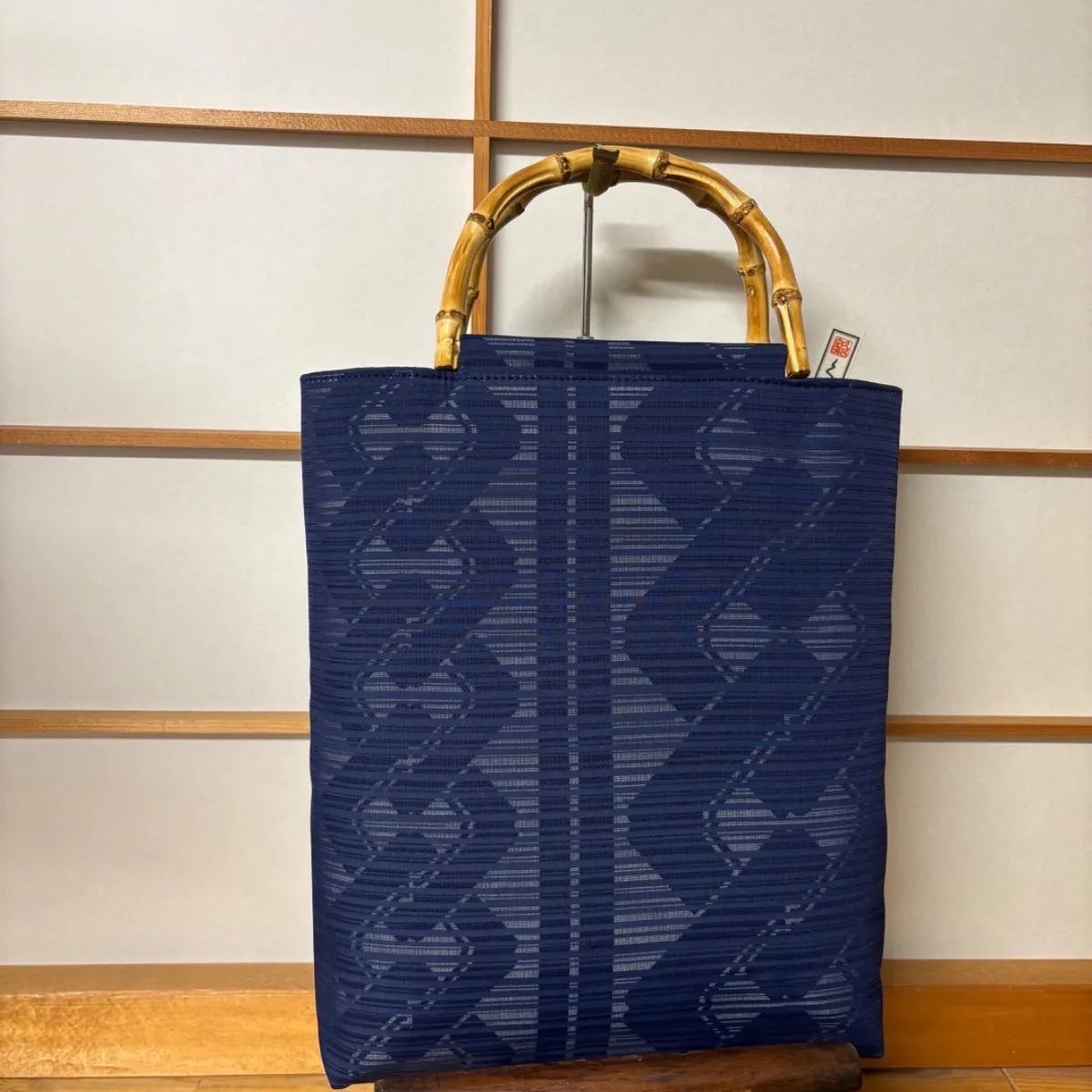 吉原風情 木製漆塗 大きな高台 骨董品 ディスプレイ什器に 吉原風情