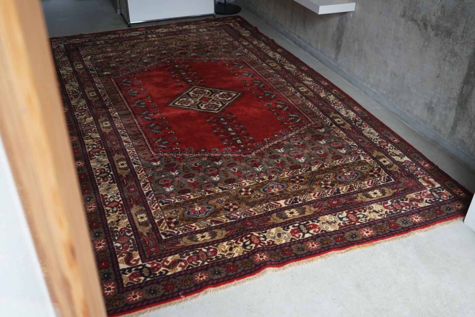 ヴィンテージラグ トルコ クラ レッド 1950-1960年代 277 × 171 cm No