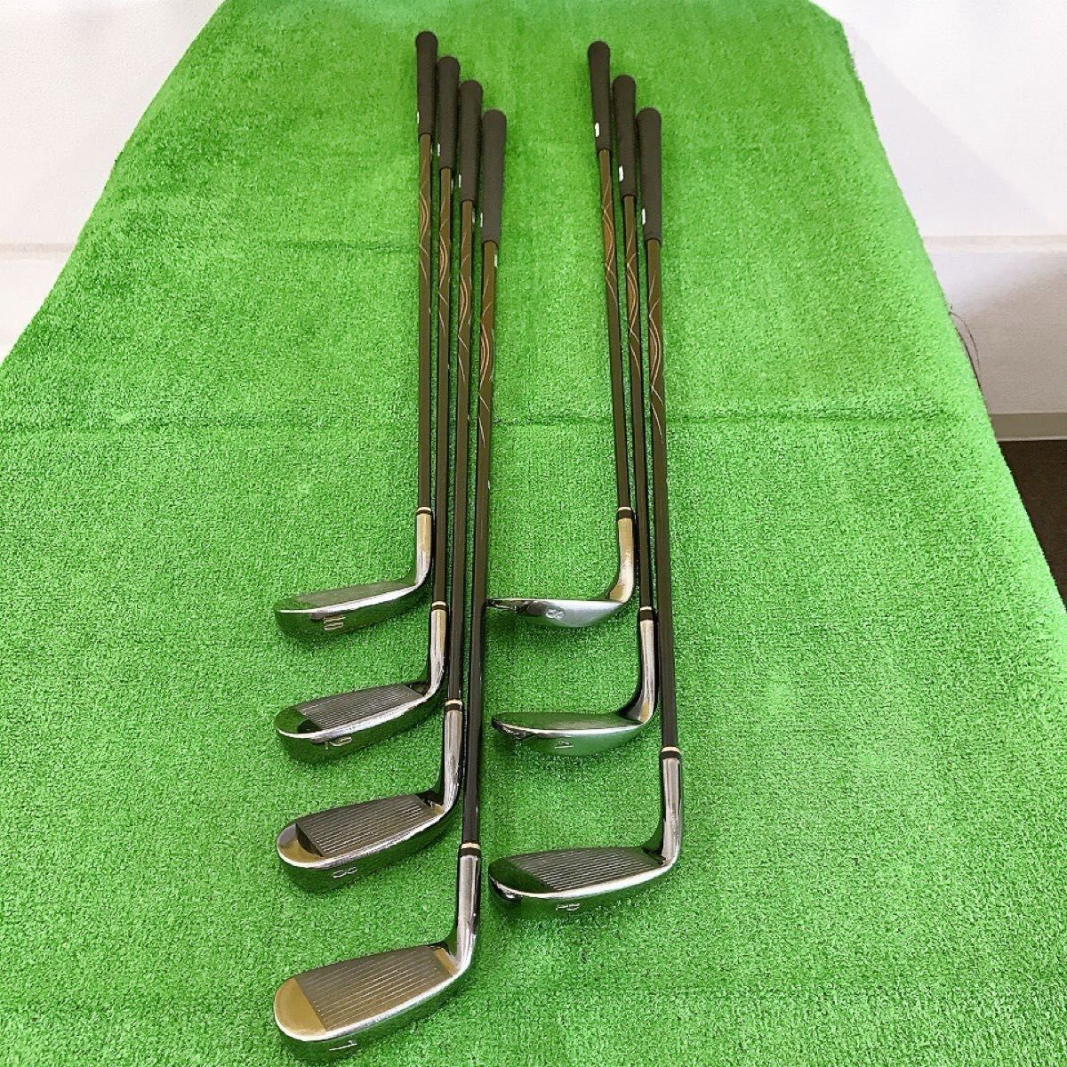 チ66☆マジェスティ ロイヤルLV 7本アイアンセット R 2012 純正MAJESTY