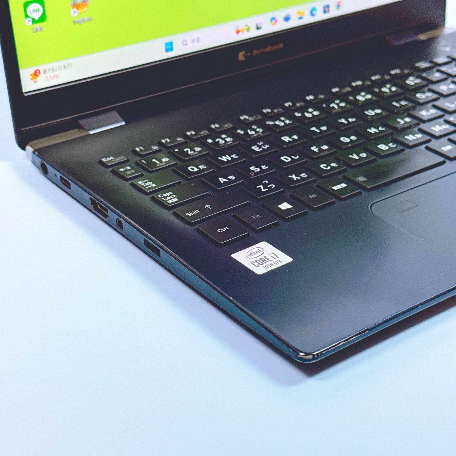 超爆速❤️第10世代Core i7‼️ 16GB⭐️windows11⭐️SSD 薄型