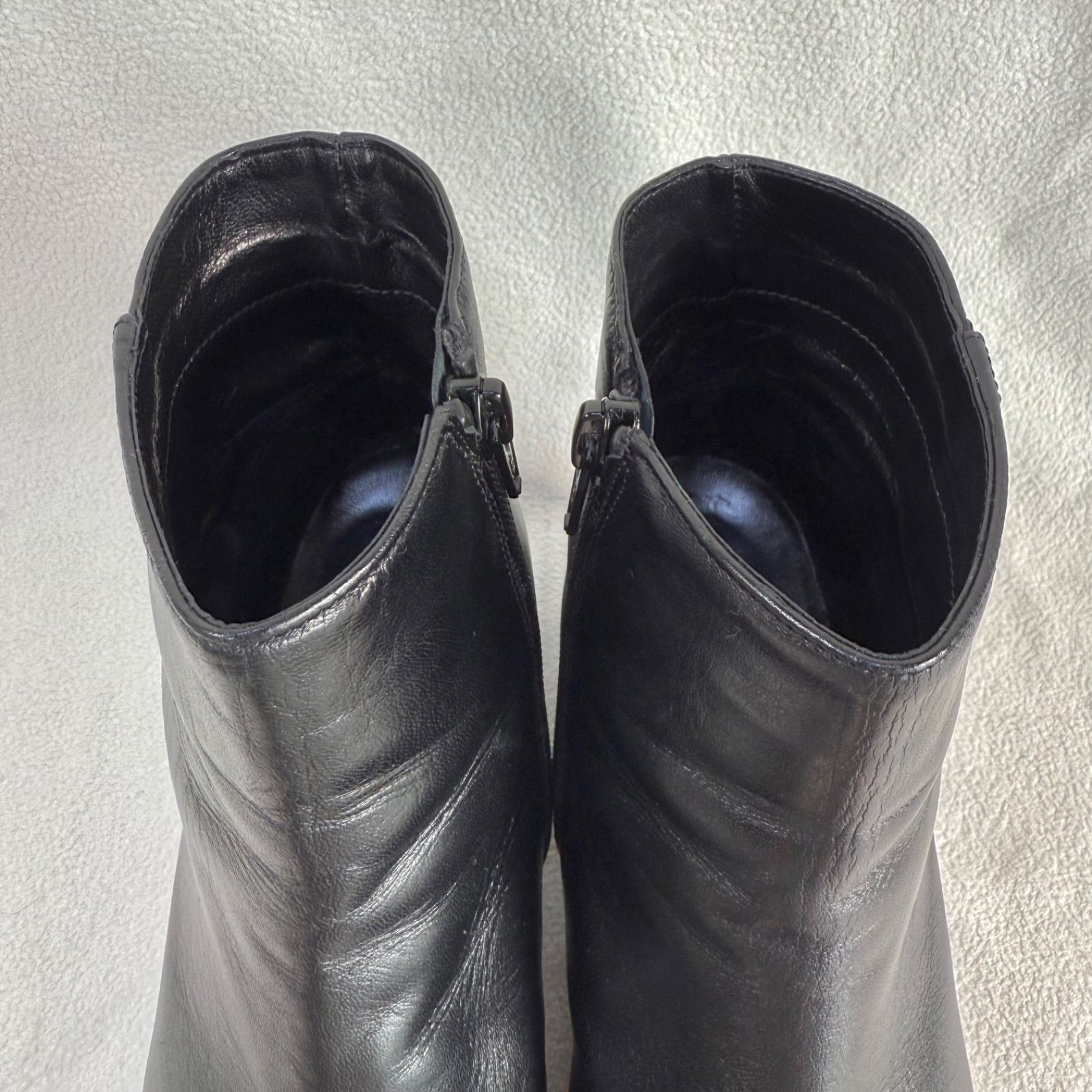 【美品】ファビオルスコーニ 24.5 サイドジップショートブーツ スクエアトゥ 極美品✨ファビオルスコーニ スクエアトゥ サイドジップ ショート