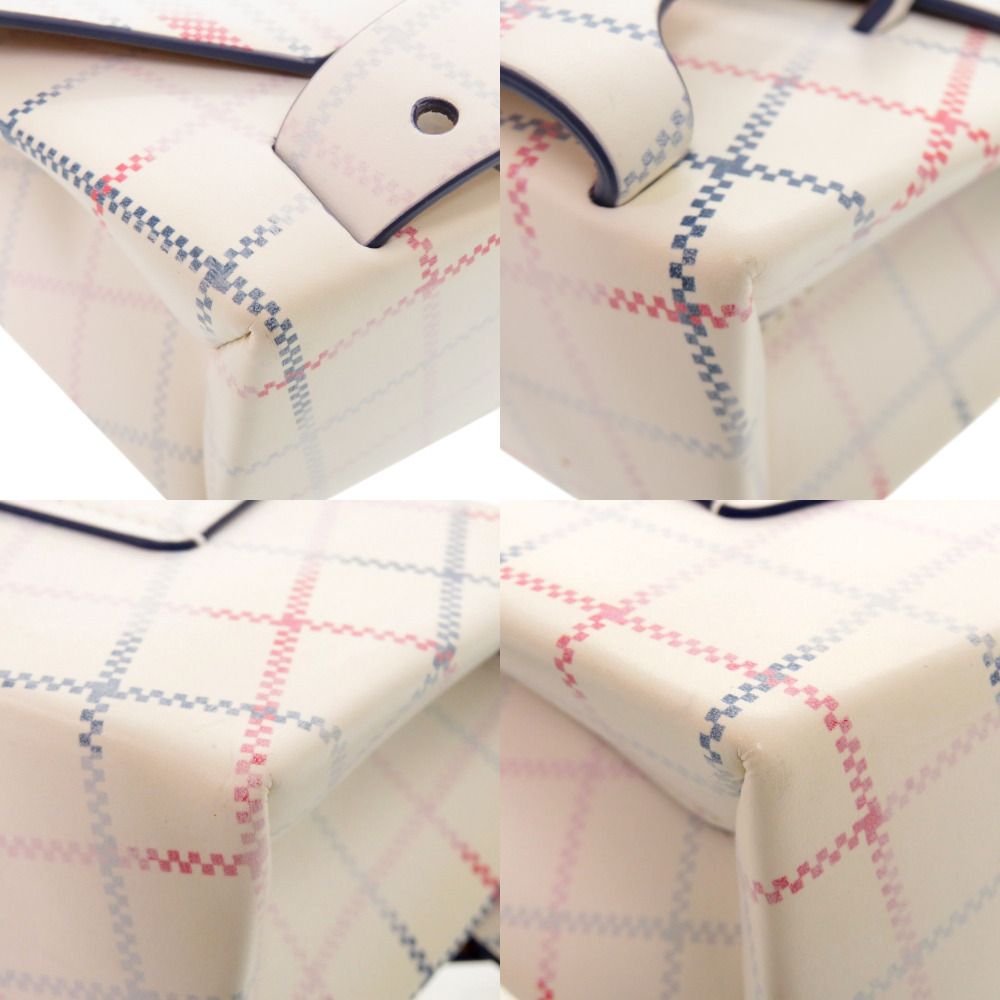 美品 メゾン マルジェラ スナッチトスモール シルバーチェーン  カーフレザー ホワイト ショルダーバッグ AE5E【中古】Maison Margiela Maison Margiela（メゾンマルジェラ） ショルダーバッグ Snatched