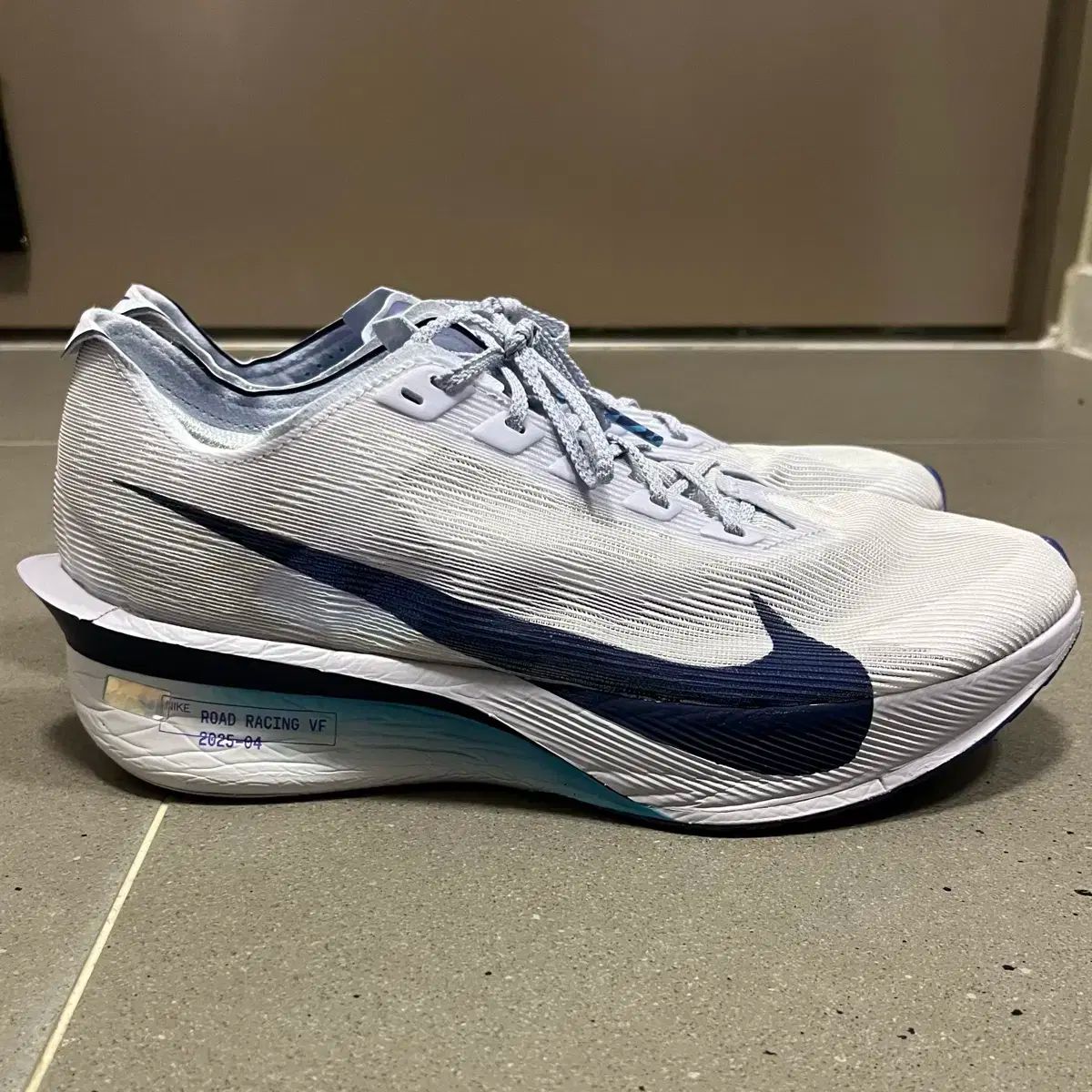ヴェイパーフライ 4 275 9/5発売 NIKE VAPORFLY 4 / ナイキ ヴェイパー