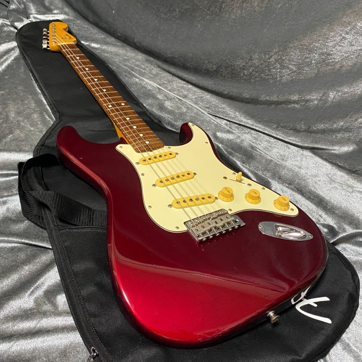Fender Japan ST62G チャコールレッド ストラトキャスター Fender
