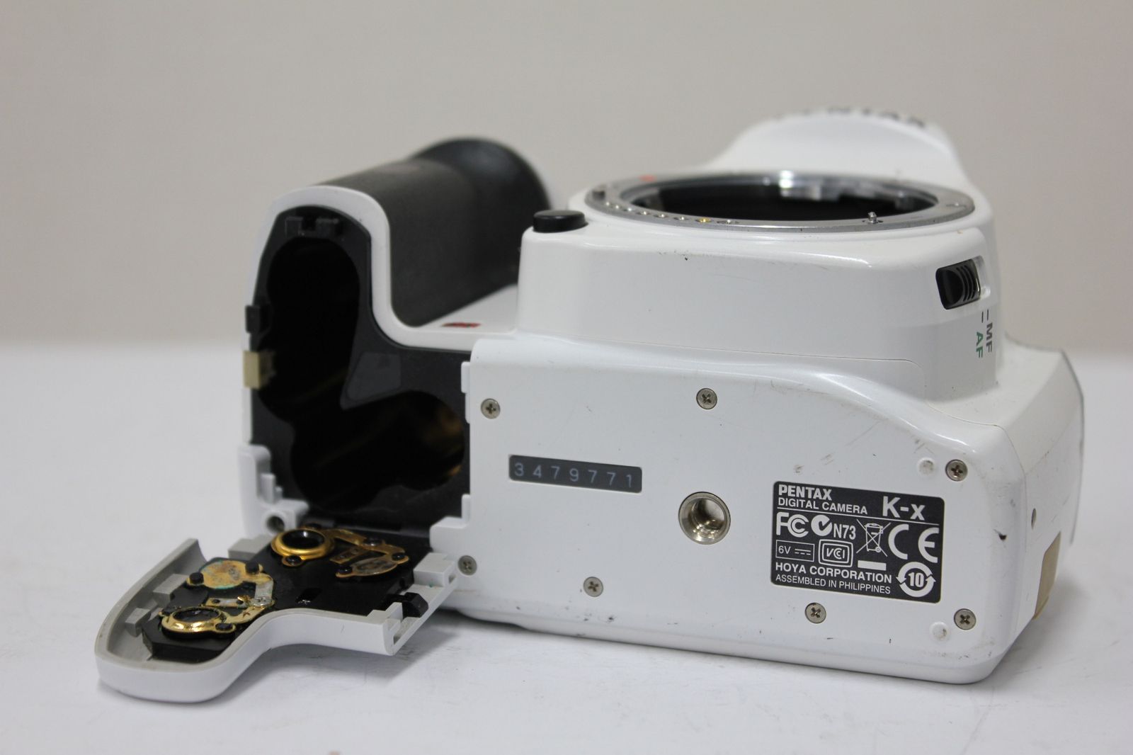 返品保証】 ペンタックス Pentax K-x 最高 ホワイト PENTAX-DAL 18