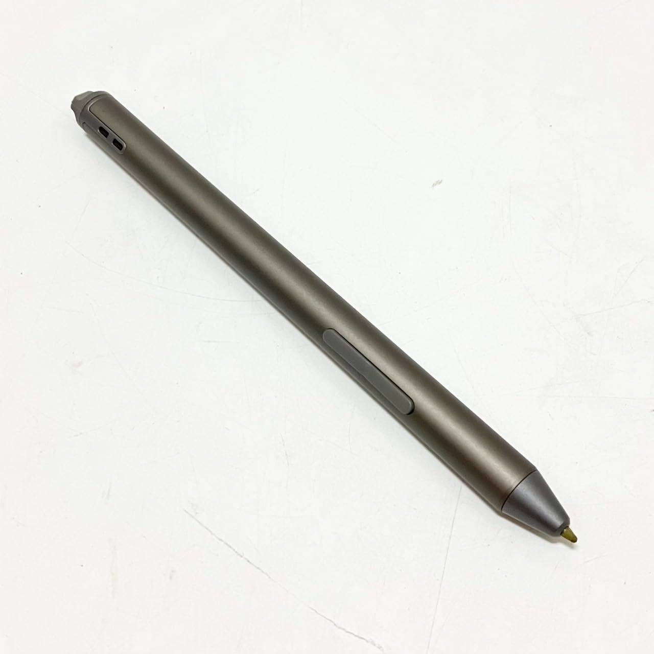 富士通 13.3型フレキシブル電子ペーパー QUADERNO（Gen.2） 富士通 13.3型フレキシブル電子ペーパー QUADERNO（Gen.2）