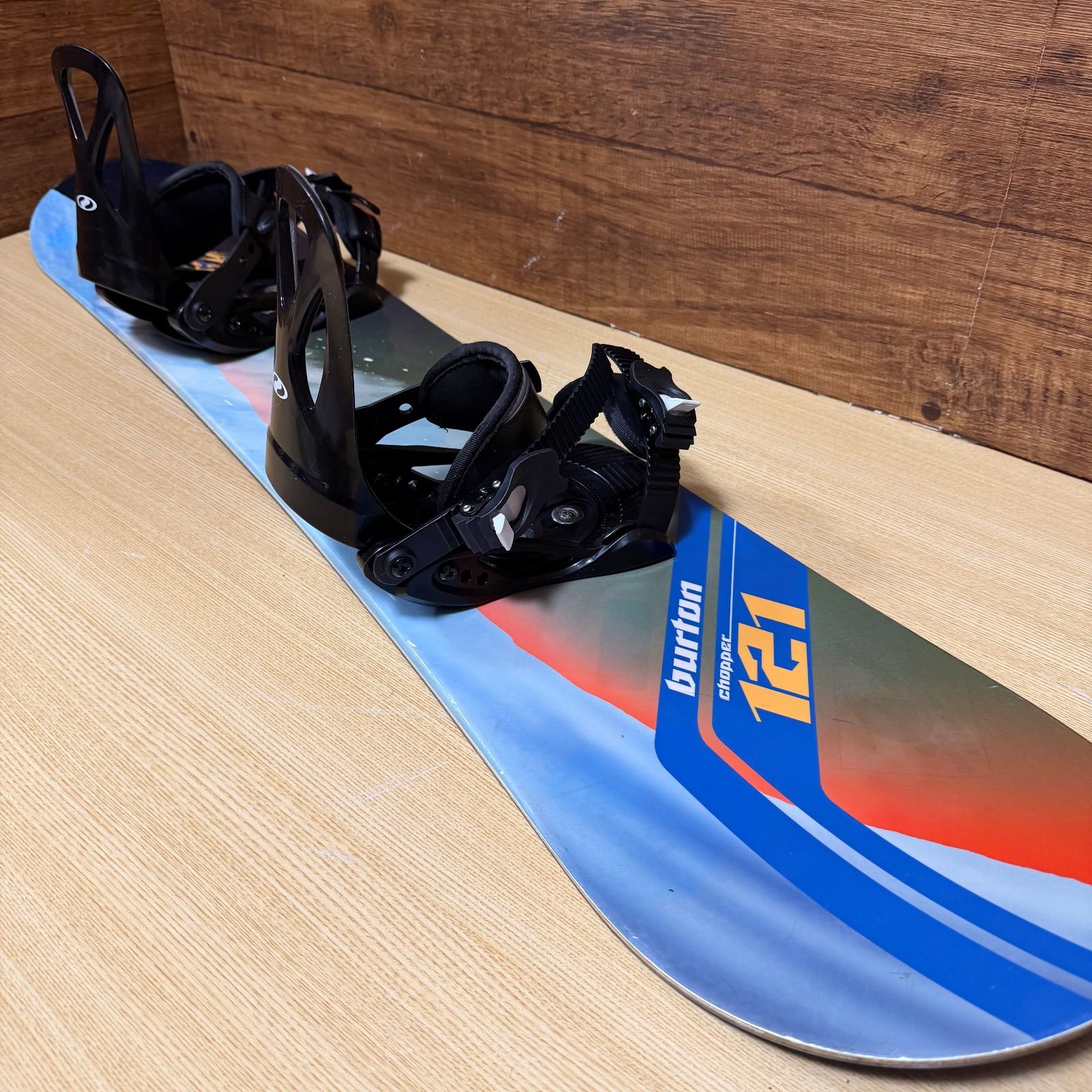 ウィンタースティック スノーボードビンーティングセット 137cm Burton ジュニア用】スノーボード＆ビンディング2点セット 【公式通販】