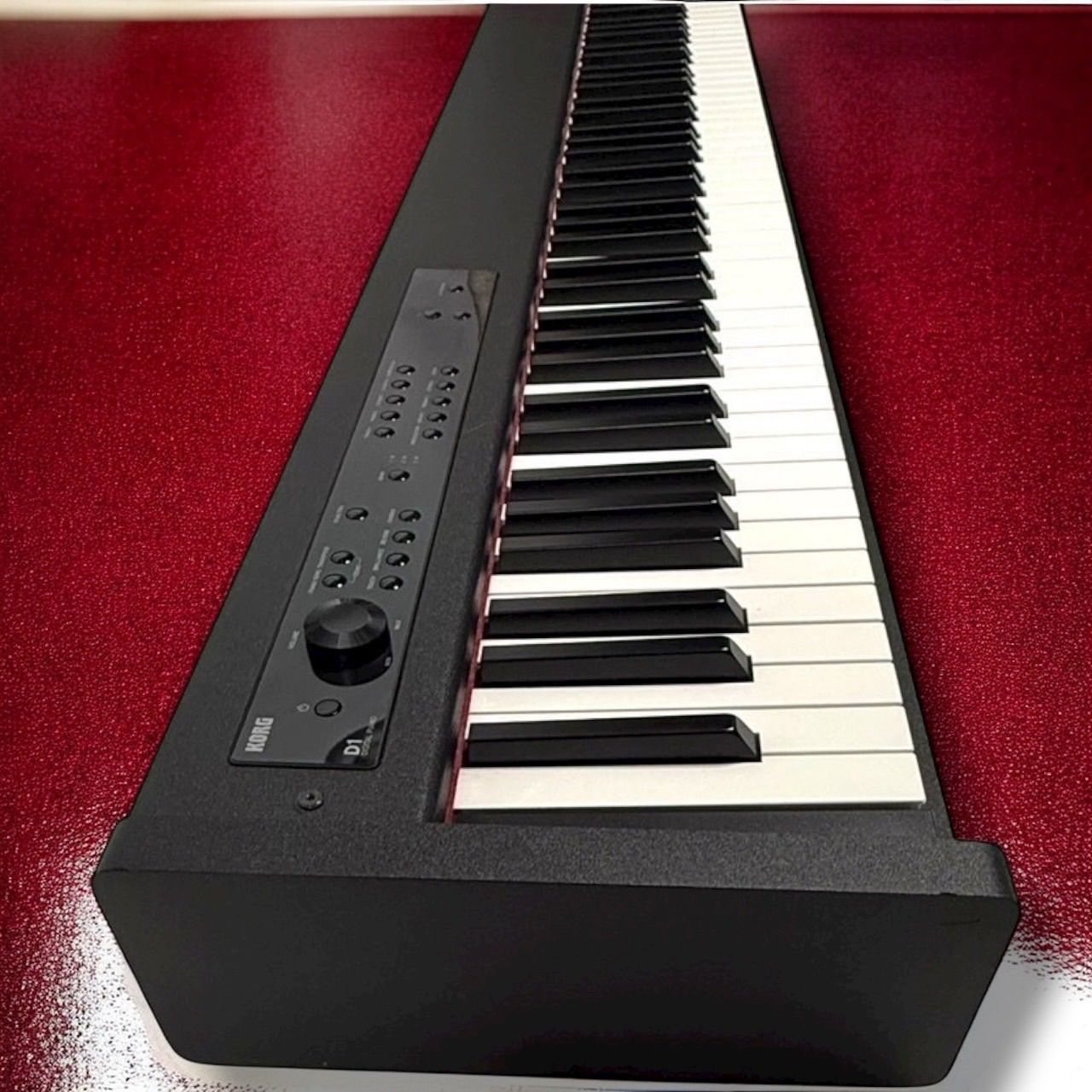 ☆送料無料 美品 KORG コルグ D1 ブラック 電子ピアノ 88鍵盤 日本製