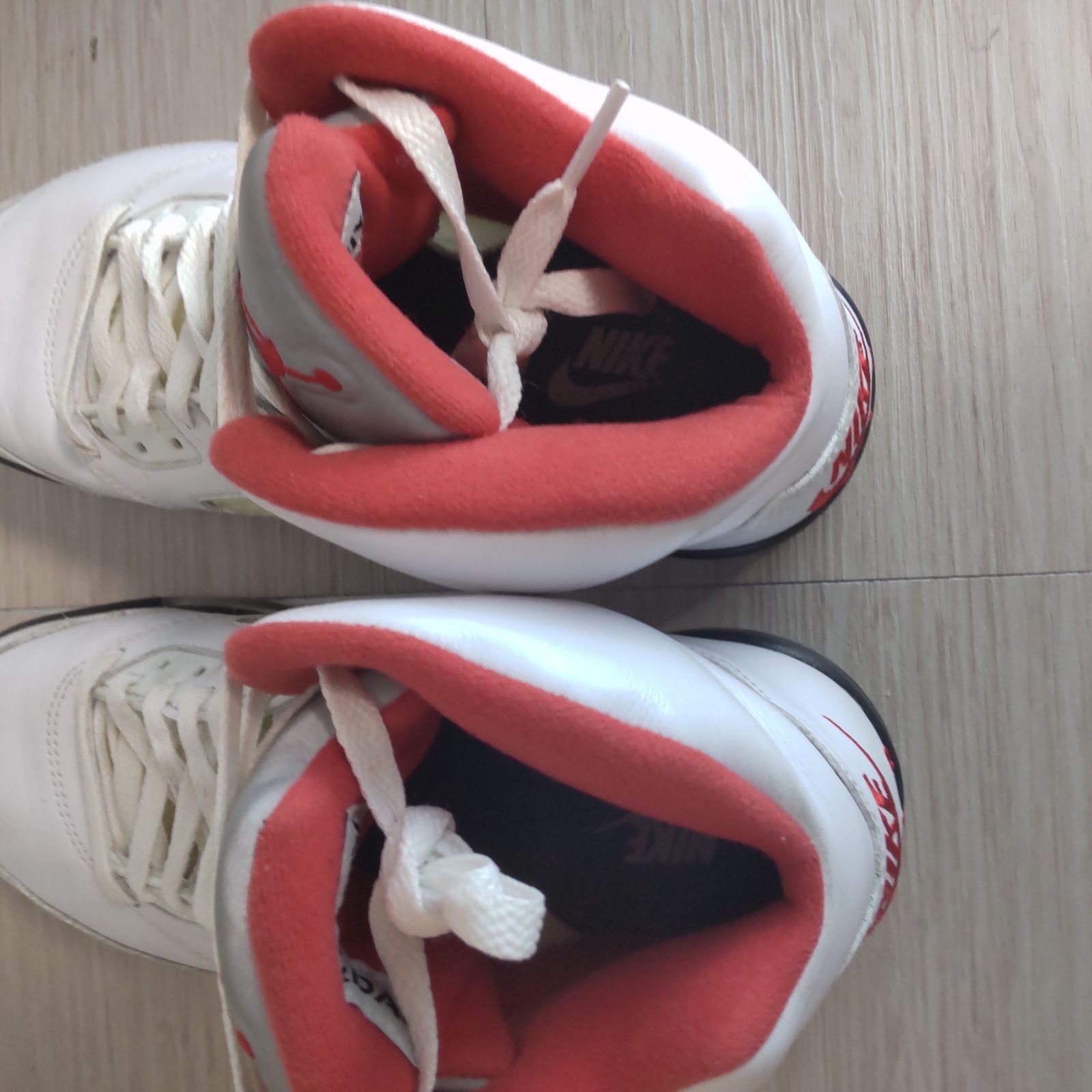 NIKE AIR JORDAN 5 RETRO 