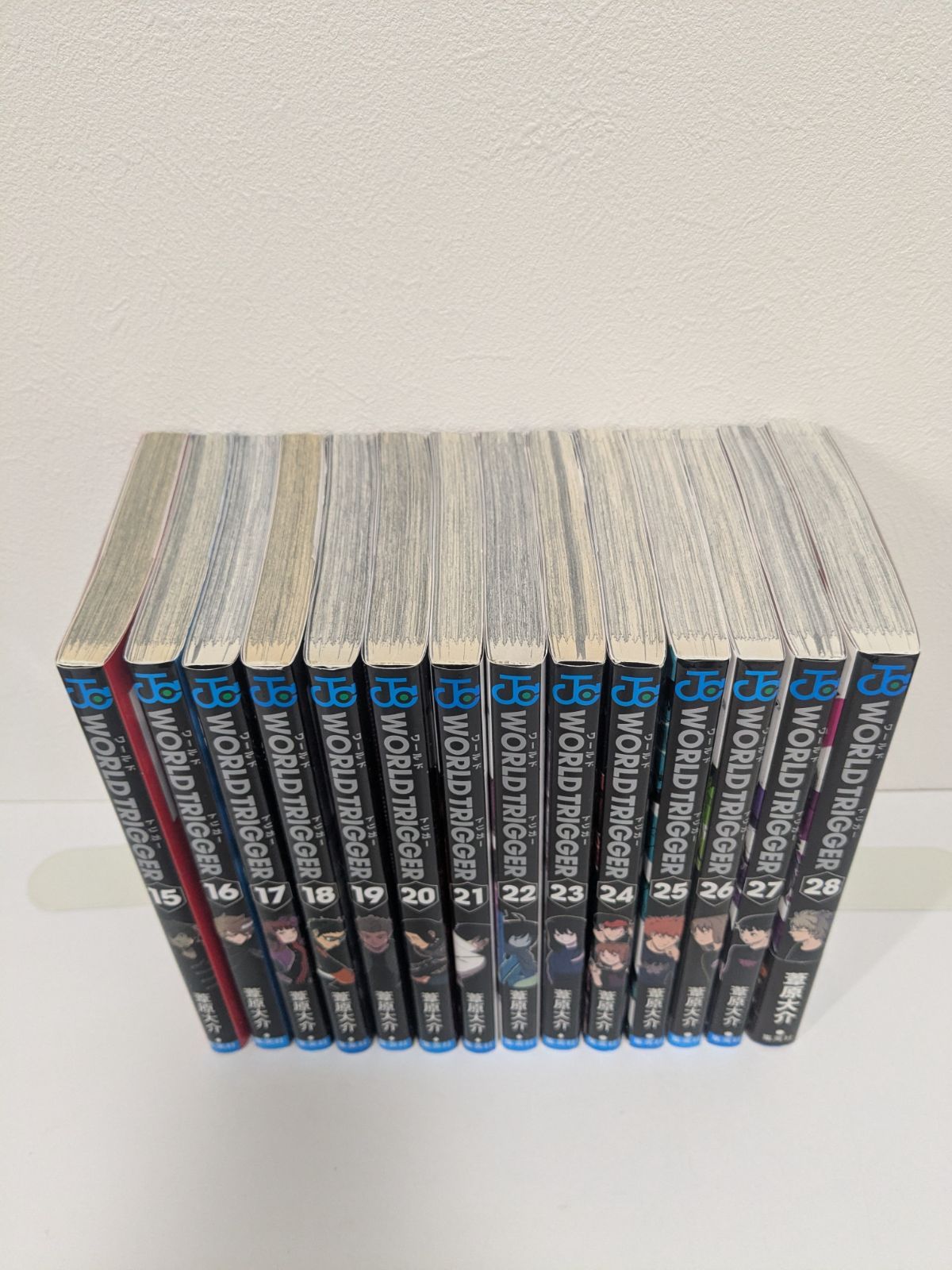 ワールドトリガー 1～28巻 既刊全巻セット - メルカリ