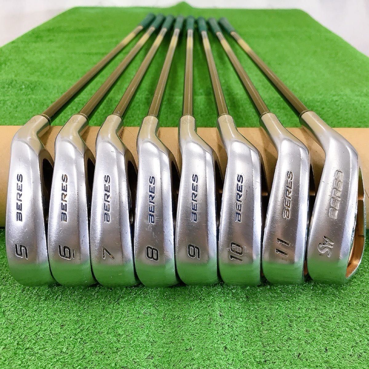 チ813Sホンマ BERES MG701 8本アイアンセット R 純正 HONMA GOLD 金