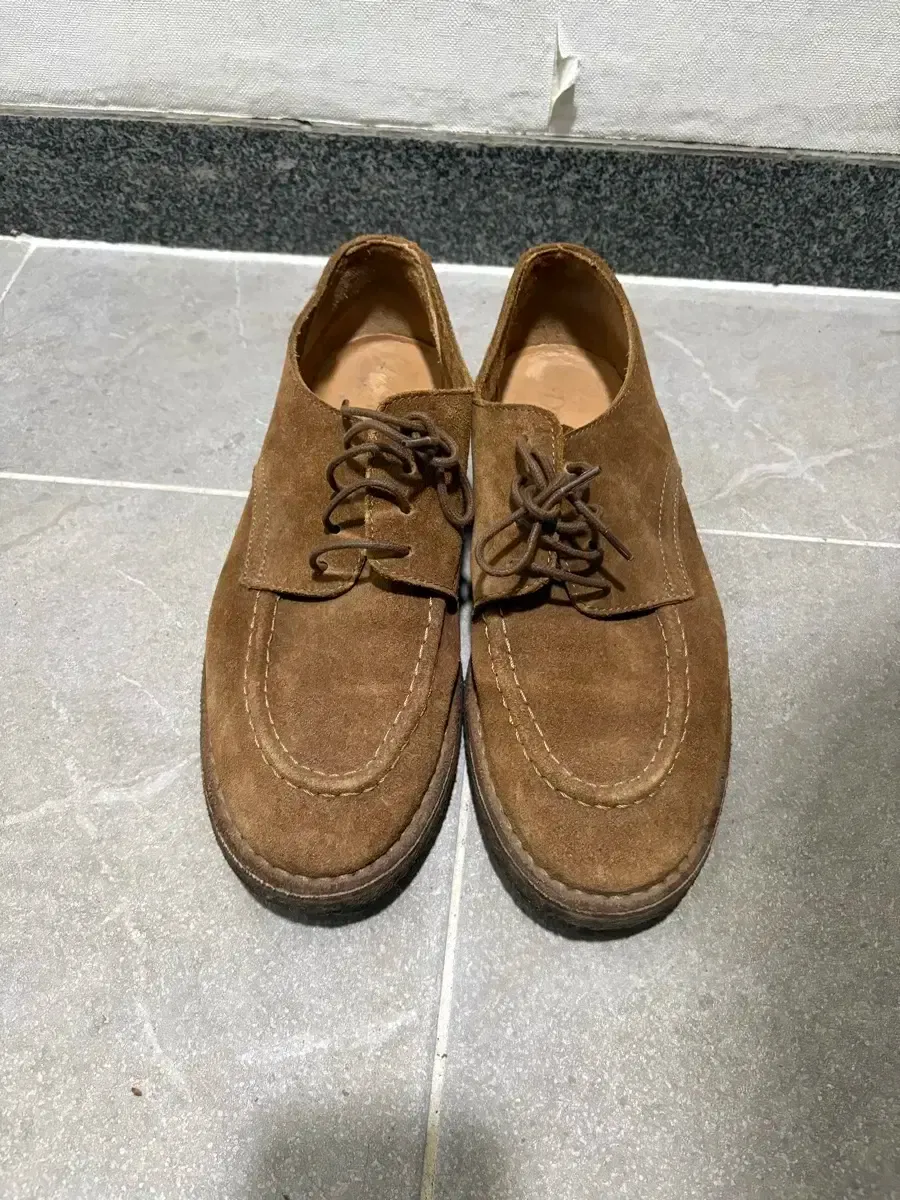 Drake's/ドレイクス モカシン チャッカブーツ GLORYGUY & Cachette｜新しく取り扱いを始めた【Drake's/ドレイクス