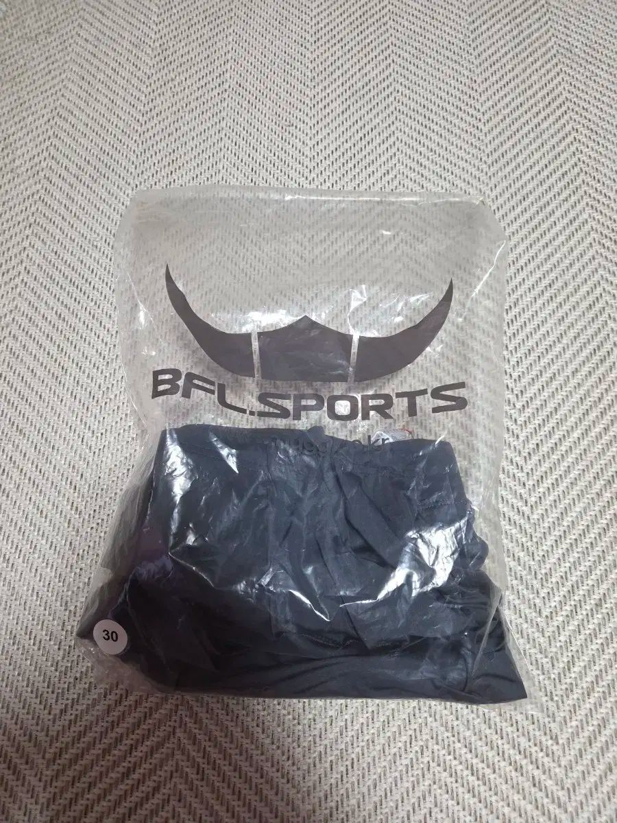 東京23区配送無料】定価20万円 模型 アルミ 飛行機 卓上 スピットファイア