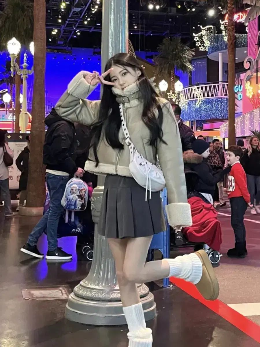 KHAKIPOINT ムートン