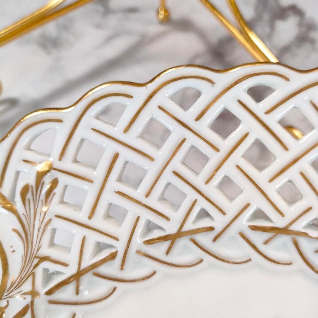 24㎝★マイセン 昆虫 ピアスエッジ ピンクローズ金彩 透かしプレート 希少品 24㎝☆マイセン ピアスエッジ ピンクローズ 昆虫 金彩 透かしプレート