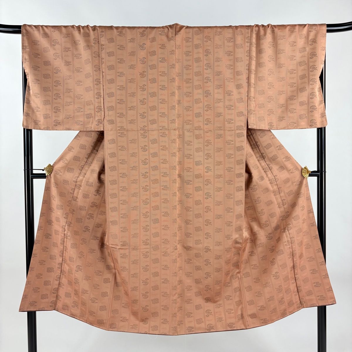 訪問着(袋帯つき)　袖丈長め　 草花文　金彩　金糸　未使用　紺青色　インスタ映え 訪問着(袋帯つき) 袖丈長め 草花文 金彩 金糸 未使用 紺青色 インスタ