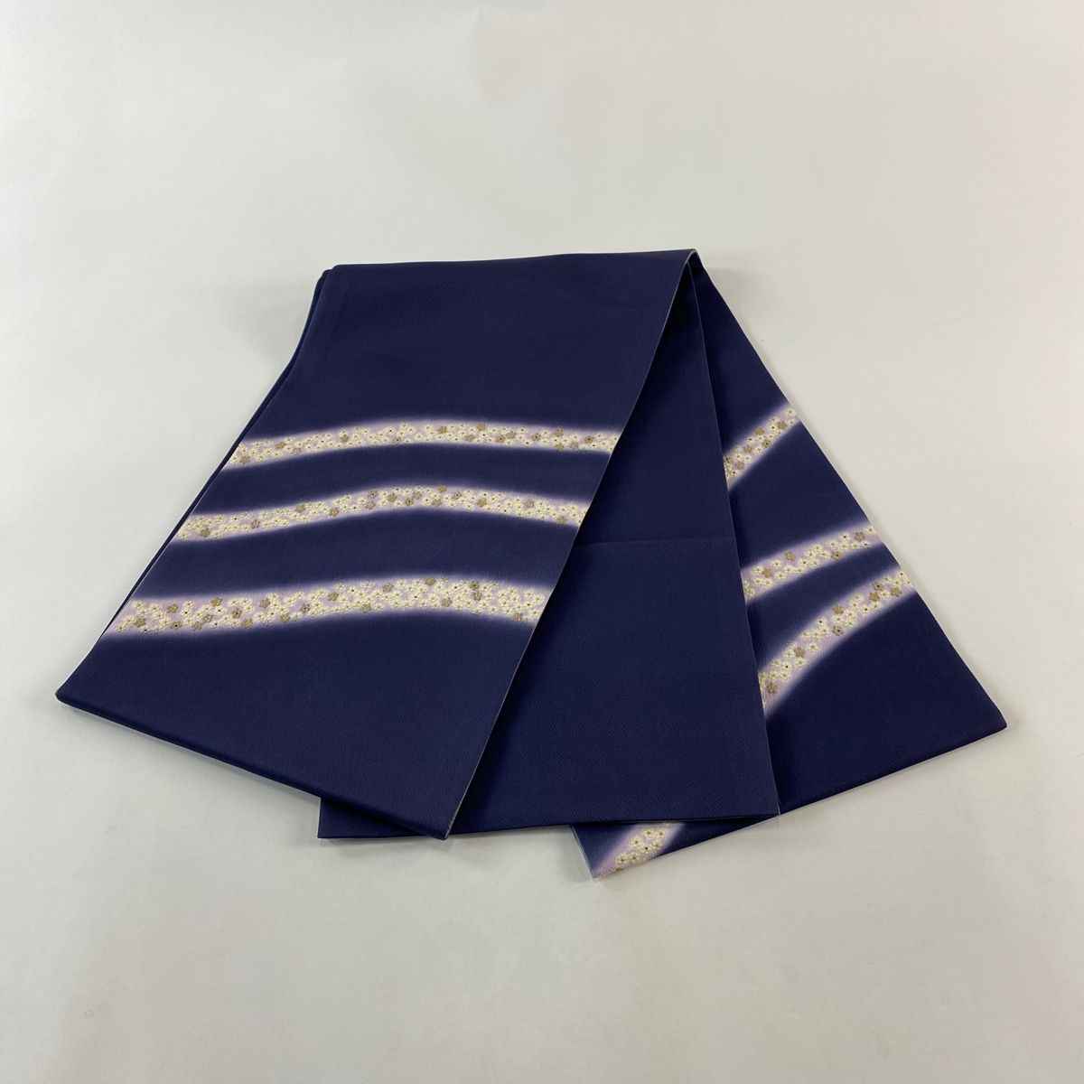 袋帯 名品 小花 刺繍 金銀糸 青紫 お太鼓柄 正絹 【中古】 - メルカリ