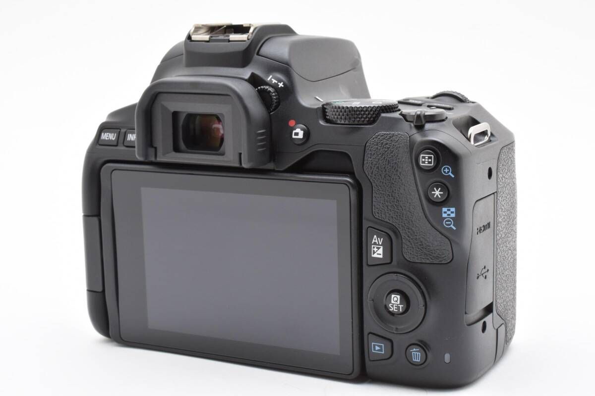☆極上美品☆《ショット回数2000回i以下》Canon キヤノン EOS