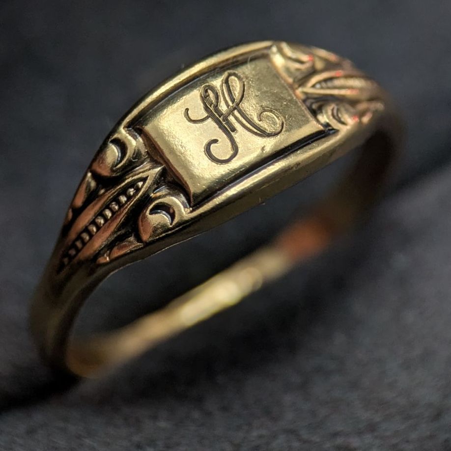 ヴィンテージ　10K GFシグネットリング　サイズ12号 イニシャルH ヴィンテージ 10K GFシグネットリング サイズ12号 イニシャルH