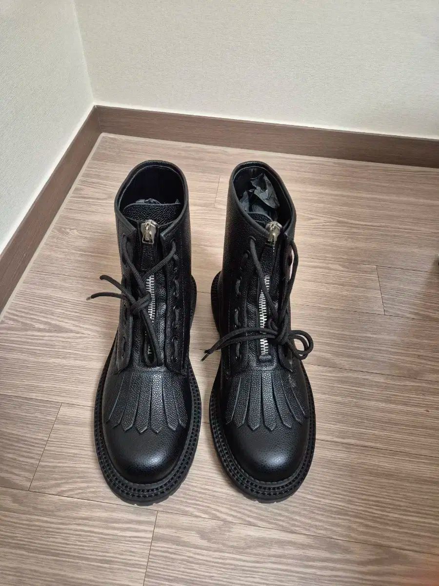 未使用 42サイズ DIRK BIKKEMBERGS フロントジップブーツ 即購入可