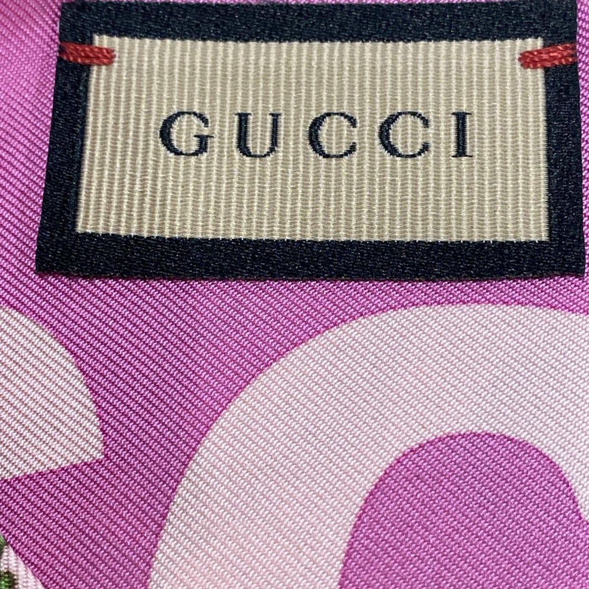 GUCCI グッチ　スカーフ GUCCI(グッチ) スカーフ美品 - 756912 ピンク×マルチ 花柄 シルク