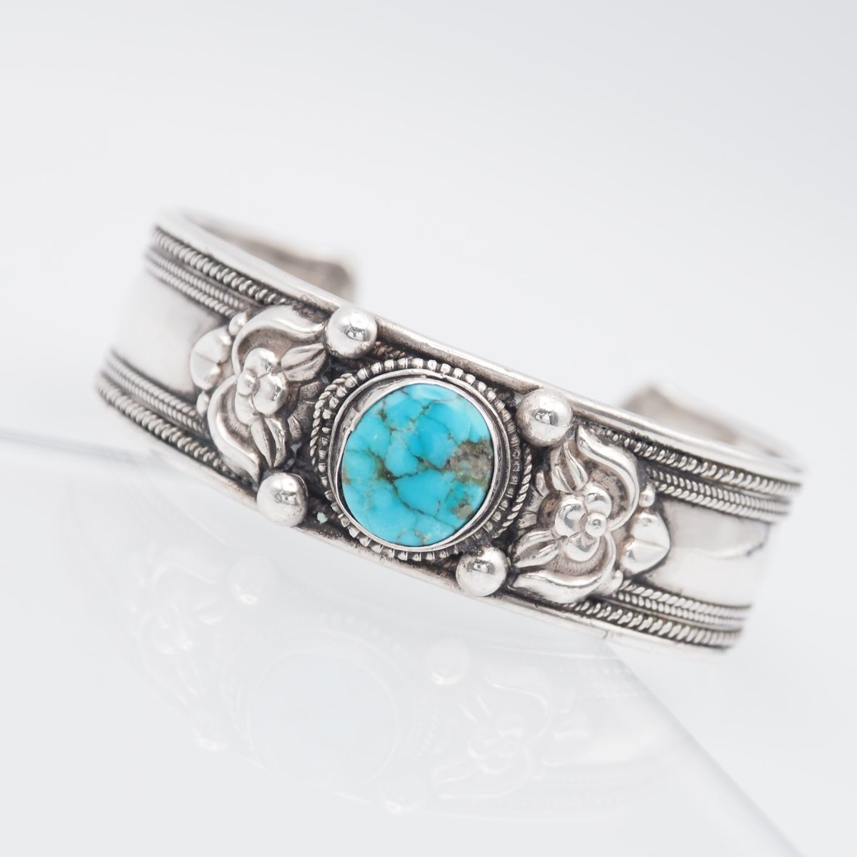 H498 ターコイズ トルコ石 バングル デザイン シルバー 腕輪 ヴィンテージ 12月誕生石