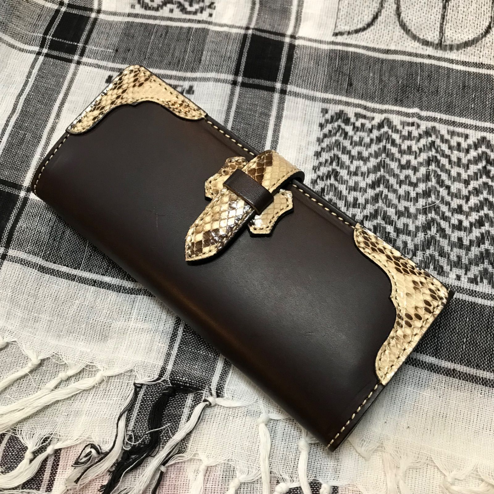 kc s ケーシーズ ウォレット 長財布 レザー ヒューストン フラップ 牛皮革 パイソン ヘビ革