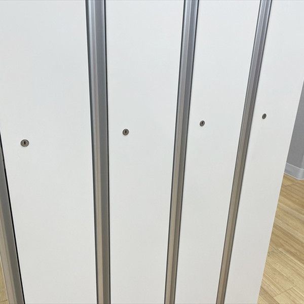 ロッカー 4人用