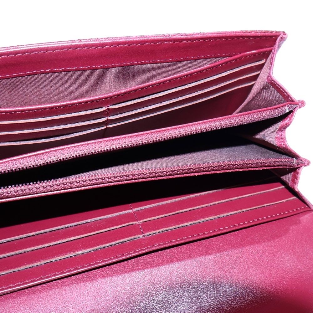 CHANEL (シャネル) スタッズマトラッセ フラップ長財布 ロング