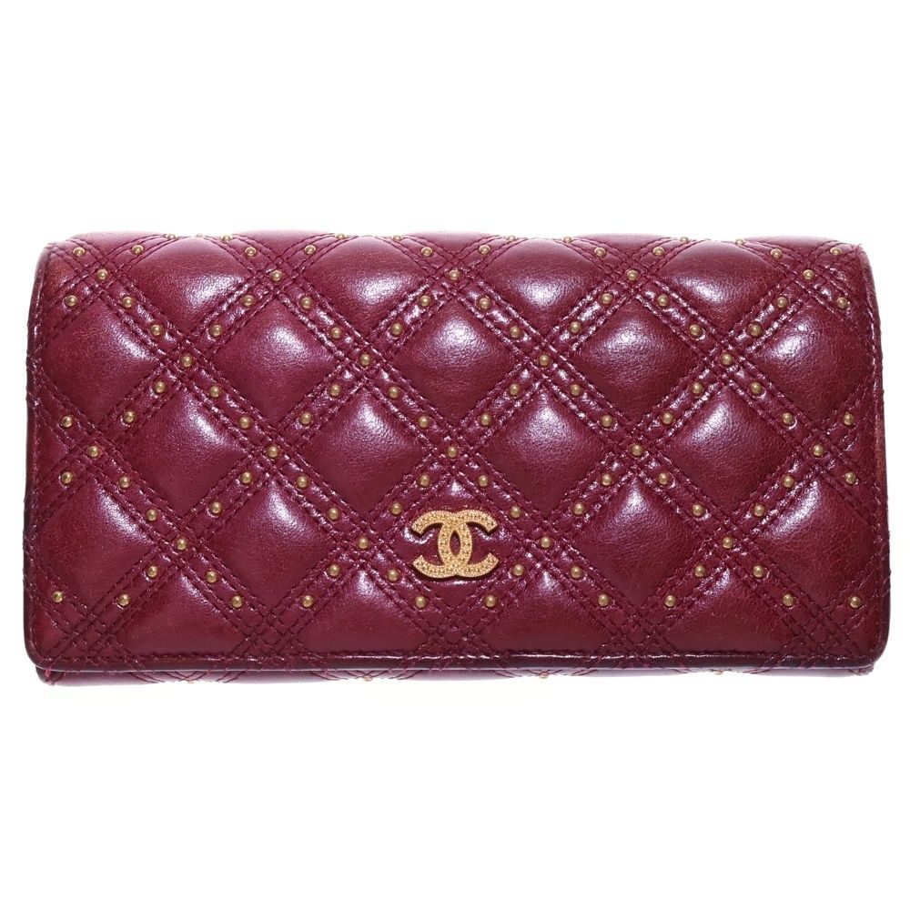 CHANEL (シャネル) スタッズマトラッセ フラップ長財布 ロング