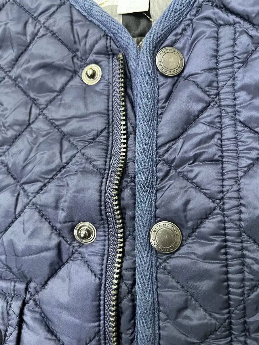 ボンポワン♪3A（95）アウター ジャンパー ピンク 新品 プレゼントにも