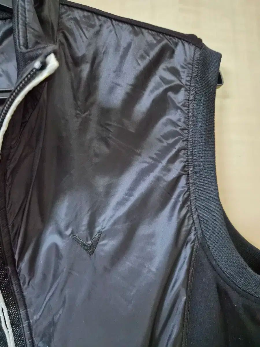 キャロウェイ ブラック ウィンドブレーカー ベスト 95