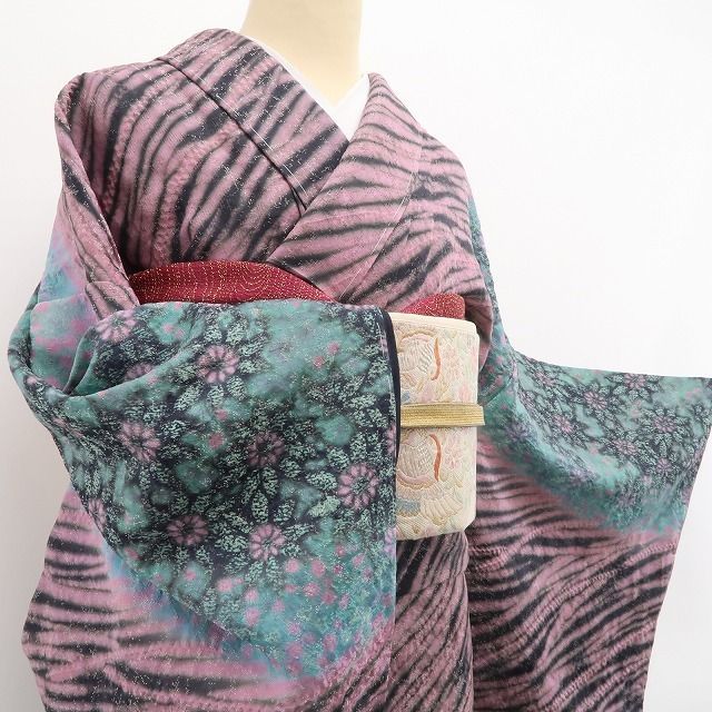  ❁tomihisa❁ 滝泰謹製 おぼろ染め 相良刺繍 着物 香るが如く花を挿し我が身を重ねておぼろに染まる 正絹 仕付け糸付 訪問着 6713 訪問着 付け下げ 着物