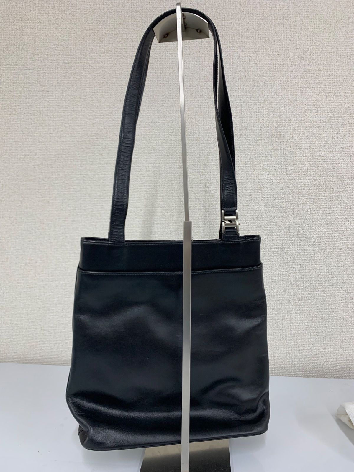 1 レノマ renoma ハンドバッグ 黒 牛革【バッグ】【2】 - メルカリ