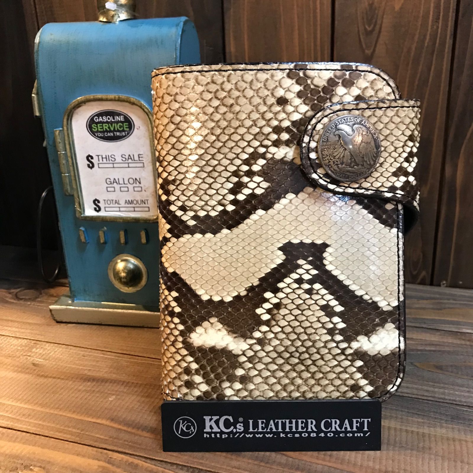 kc s ケーシーズ 手帳ケース ダイアリー レザー パイソン ヘビ革 コンチョ