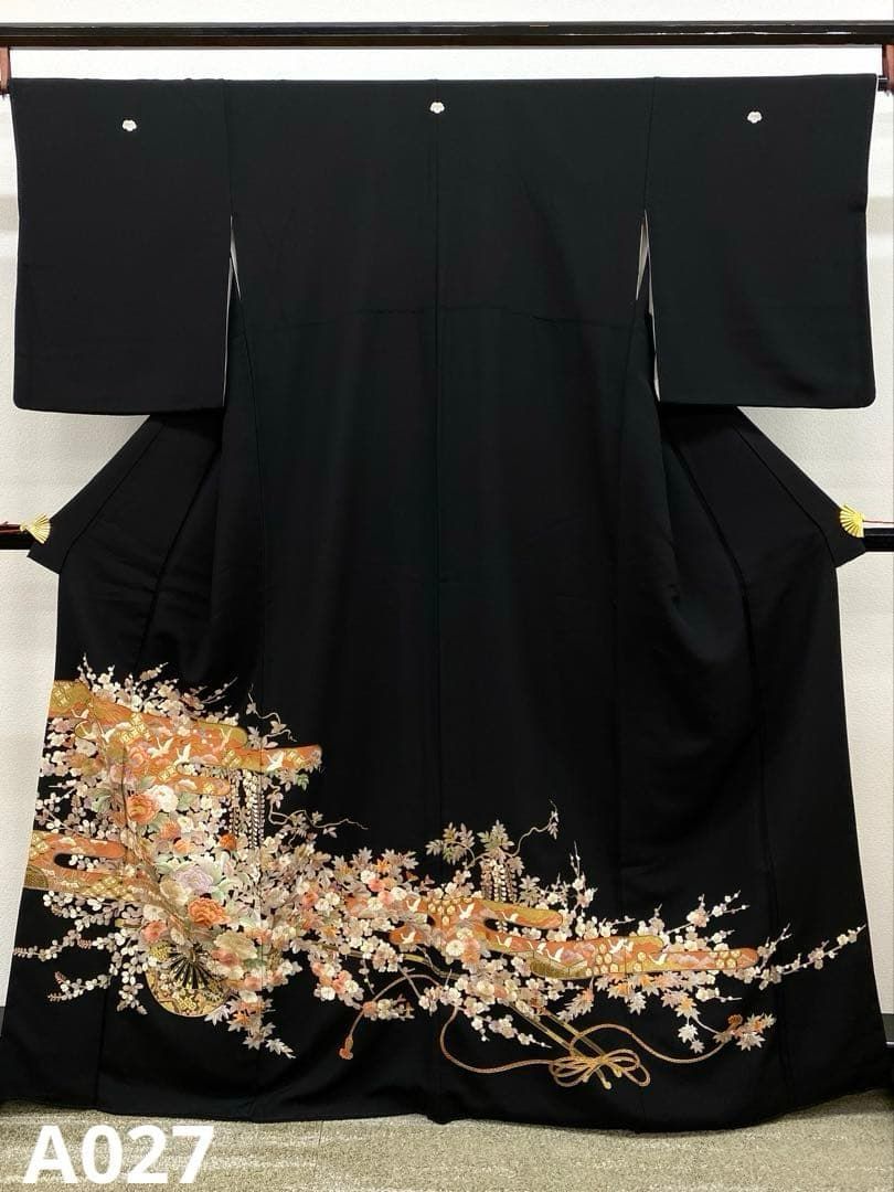 蘇州刺繍 汕頭刺繍 黒留袖 鶴 鳥 比翼仕立て 正絹 躾糸付き X501 蘇州刺繍 汕頭刺繍 黒留袖 蜀江文 花車 鳥 七宝繋ぎ 比翼仕立て 正絹