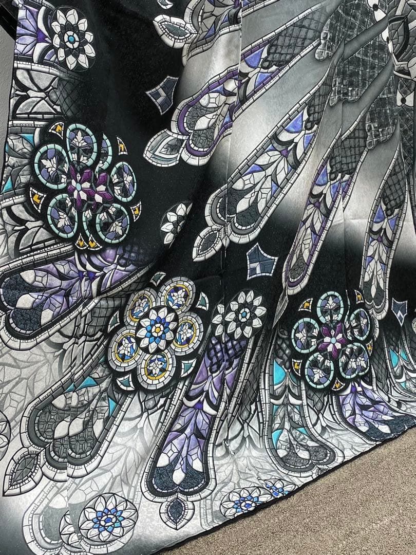 ストラスブール大聖堂 銀通し 訪問着 仮絵羽 未仕立て品 ステンドグラス 正絹 ストラスブール大聖堂 銀通し 訪問着 仮絵羽 未仕立て品 ステンド