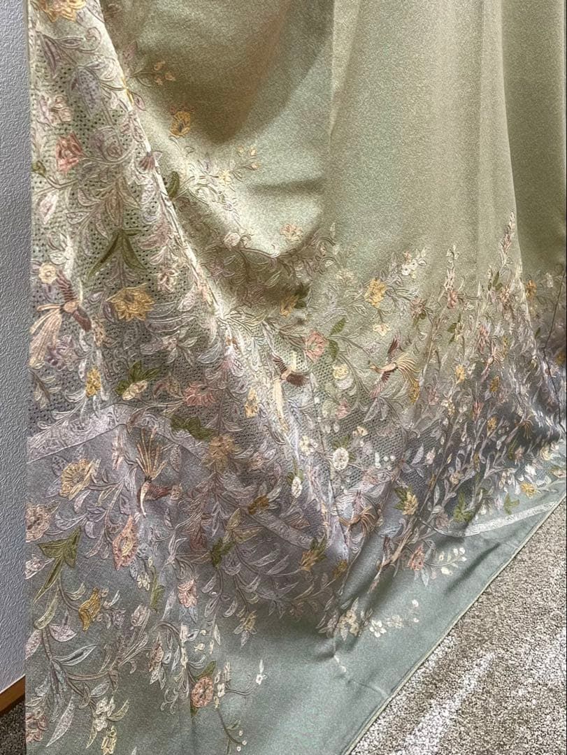 蘇州刺繍 汕頭刺繍 訪問着 鳳凰 鳥 華紋 唐花 正絹 躾糸付き 蘇州刺繍 汕頭刺繍 訪問着 鳳凰 鳥 華紋 唐花 正絹 躾糸付き 着物・